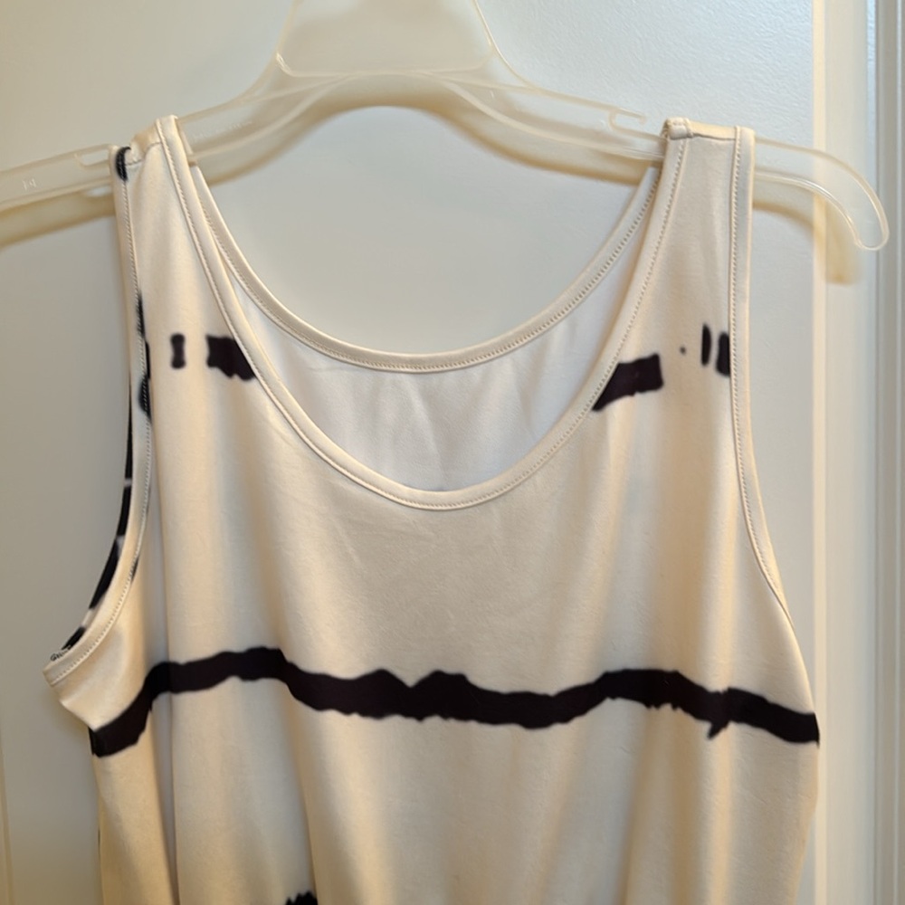 Cream and black dress/swimcover - Picture 3 of 4